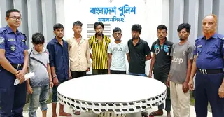 ময়মনসিংহে যৌথ অভিযানে সক্রিয় ছিনতাইকারী চক্রের ৮ সদস্য গ্রেপ্তার
